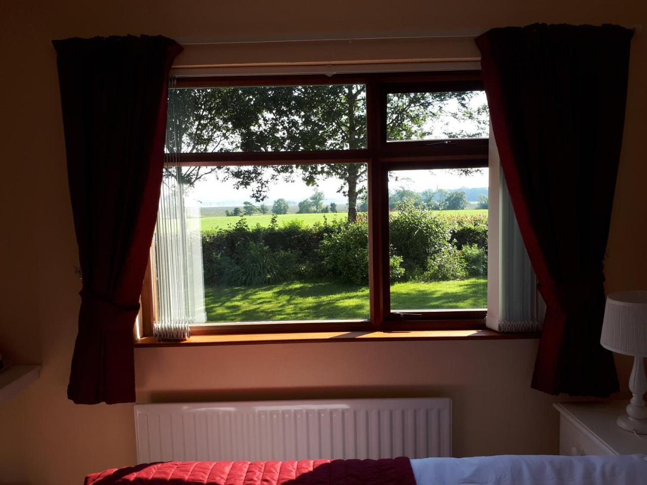 Bed and Breakfast Dewhamill Bellaghy Esterno foto